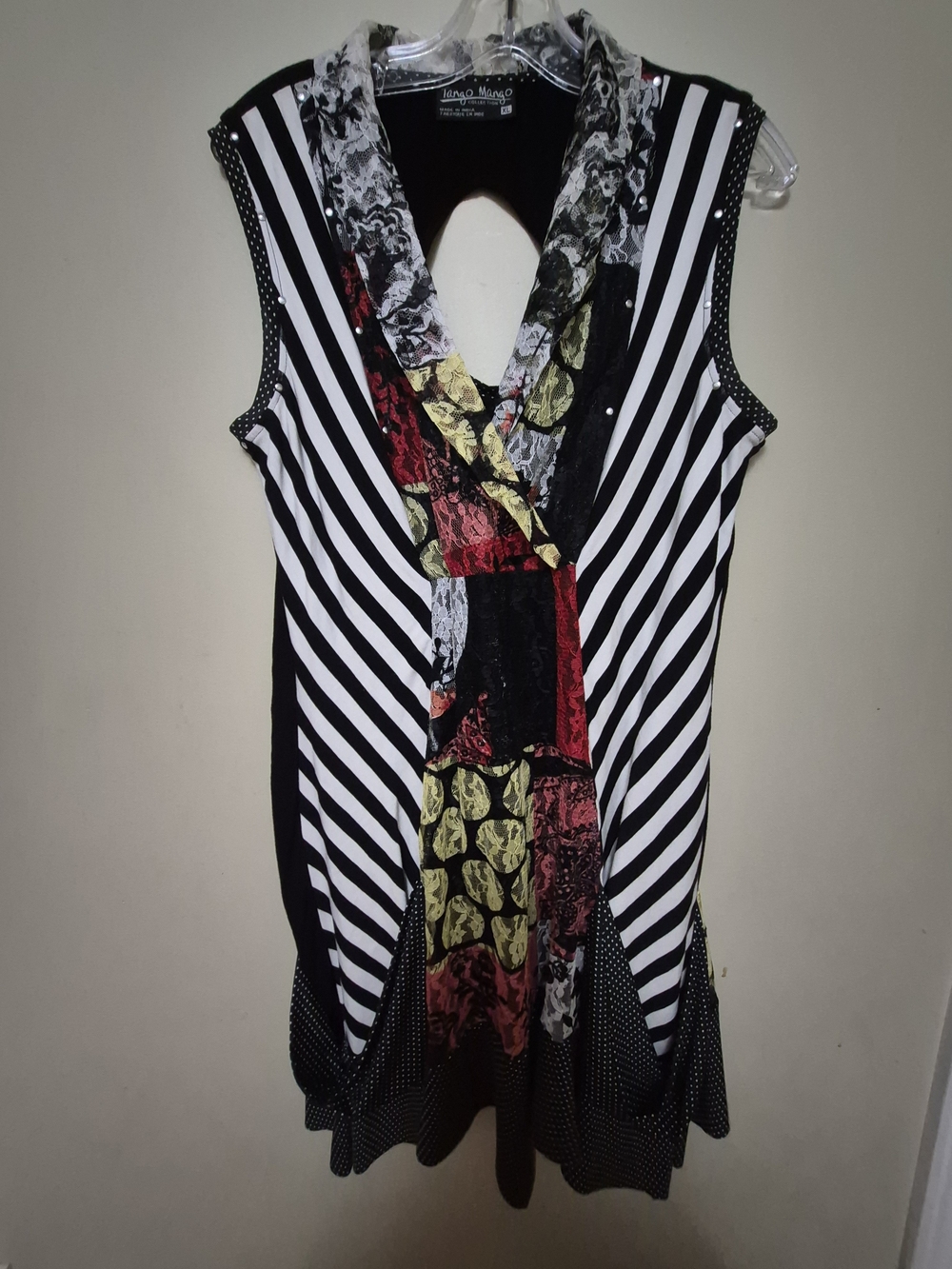 Tango MANGO Black & White Striped Sleeveless Print Mix Top